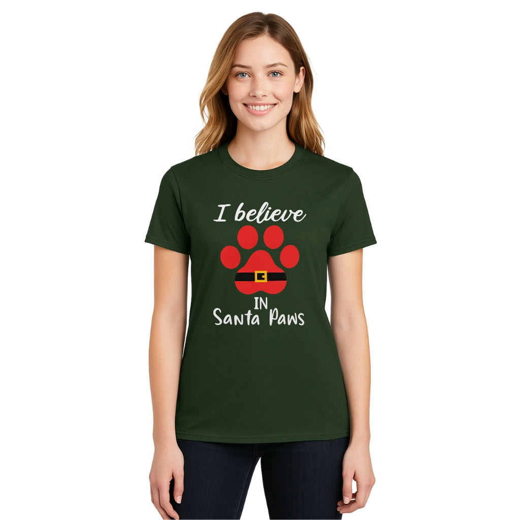 Christmas Tee for Pet Parents : I Believe in Santa Paws – Cute Christmas Dog Lover Gift