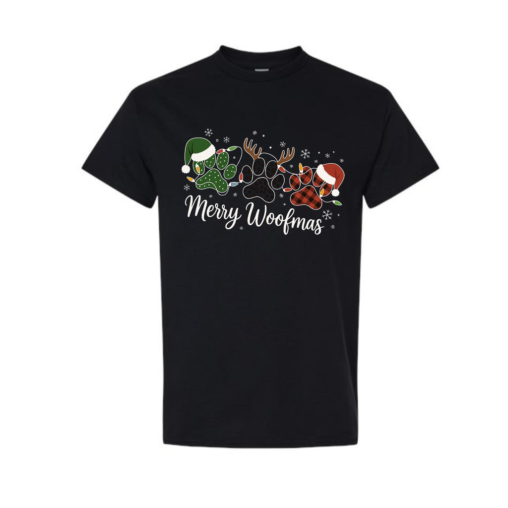 Christmas Tee for Pet Parents : Merry Woofmas Paw Print Apparel – Festive Dog Lover Christmas Gift